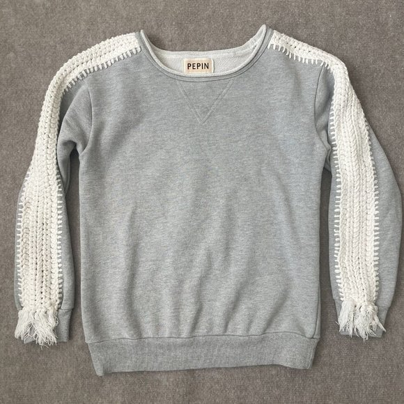 Pepin Tops - Pepin Sweatshirt Womens Small Grey White Crochet Sleeves Casual Boho Fringe